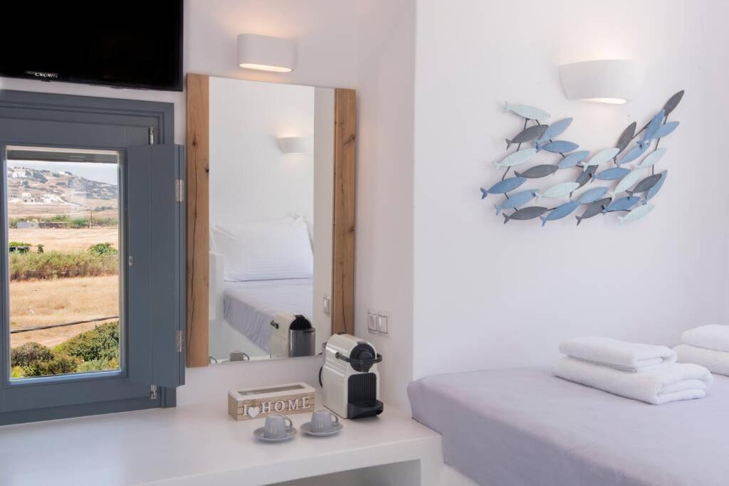 Sunny Studio W.Breathtaking Naxos Views In Isterni Lägenhet Isterni  Exteriör bild